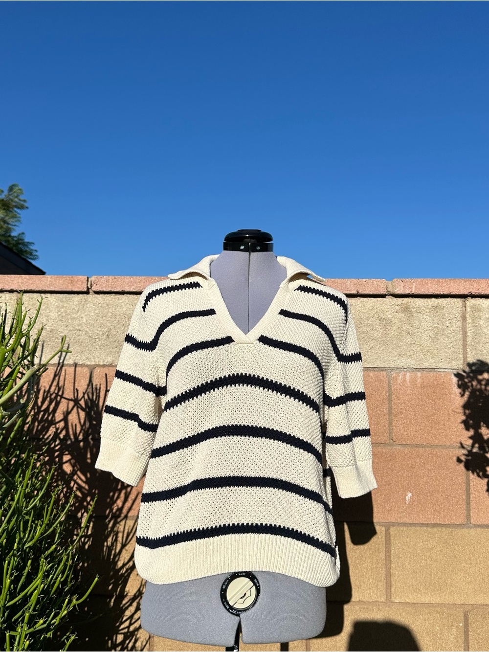 Vero Moda Bohemian Beach Cream V-Neck Sweater with Navy Blue Stripes Size XL